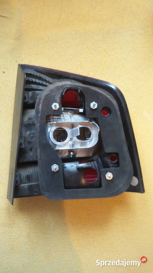 Skoda Octavia II lift lampa tylnia lewa Lewe