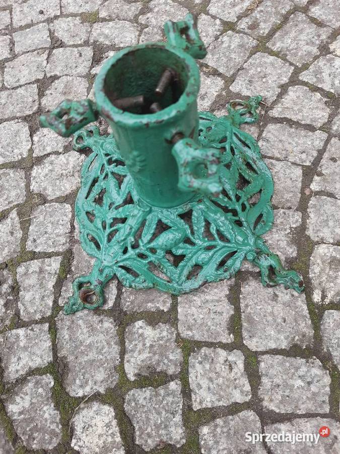 stojak żeliwny pod choinkę ażurowy sygnowany Morąg