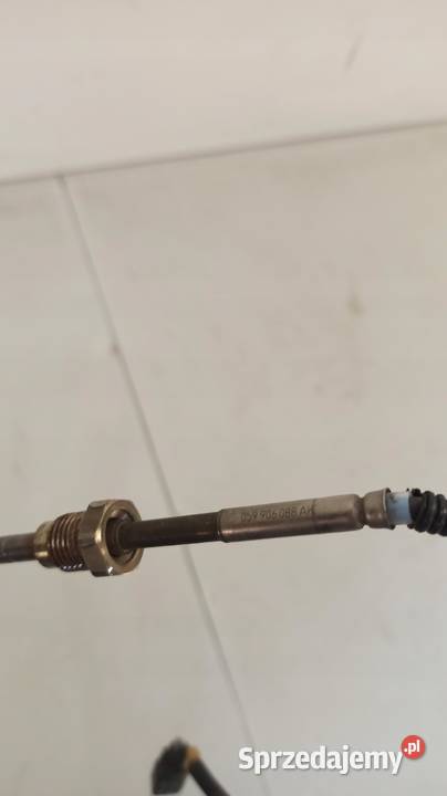 CZUJNIK TEMPERATURY SPALIN A4 B8 059906088AK