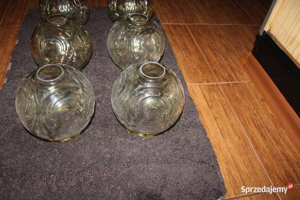 Żyrandol 6 ramienny klosze PRL Chorzów sprzedam