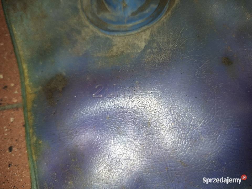 Zbiornik płynu do spryskiwaczy pompka fiat 126p Strzyżów