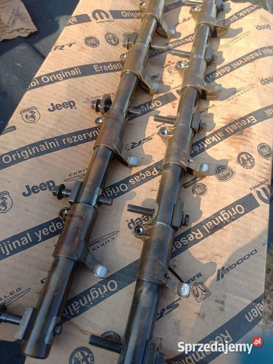 dźwigienki zaworowe 57 hemi Mopar 53021553AB sprzedam