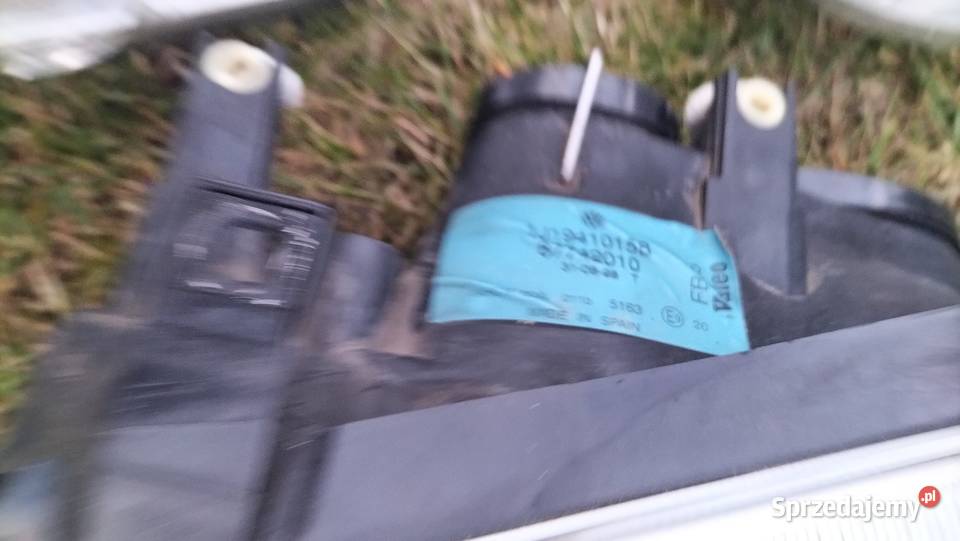 Lampy przednie Vw Golf 4 oryginał na części dolnośląskie Chocianów