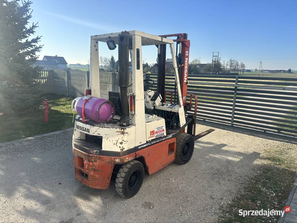 Wozek widlowy Nissan 15t 33m lpg automat Rząśnia