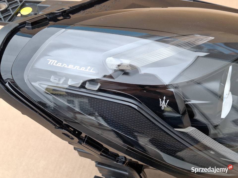 MASERATI GREACELE REFLEKTOR PRAWY FULL LED LAMPA osobowe Oświetlenie