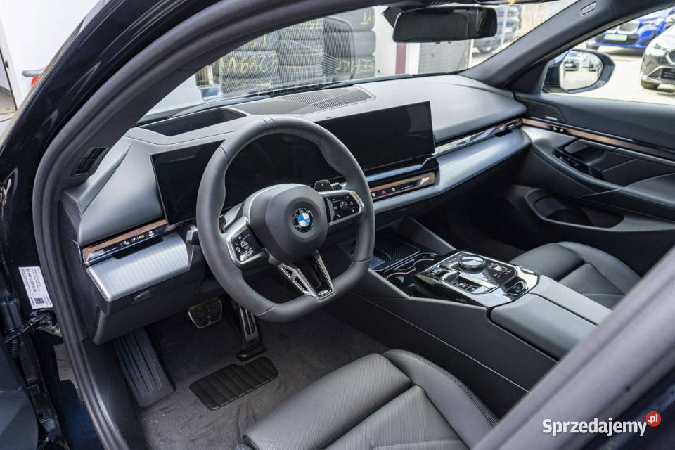BMW 520 520d xDrive Limuzyna Dostępny ręki G60 Łódź sprzedam