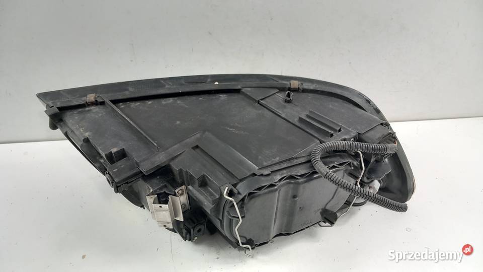 VOLVO S40 V50 II LAMPA PRZÓD LEWA EU SOCZEWKA Zbierkowo