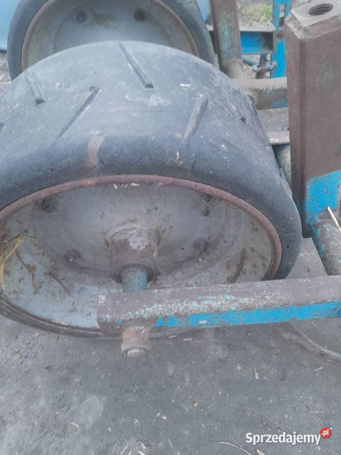 Koła dogniatające siewnik monosem nieuszkodzony Bądkowo