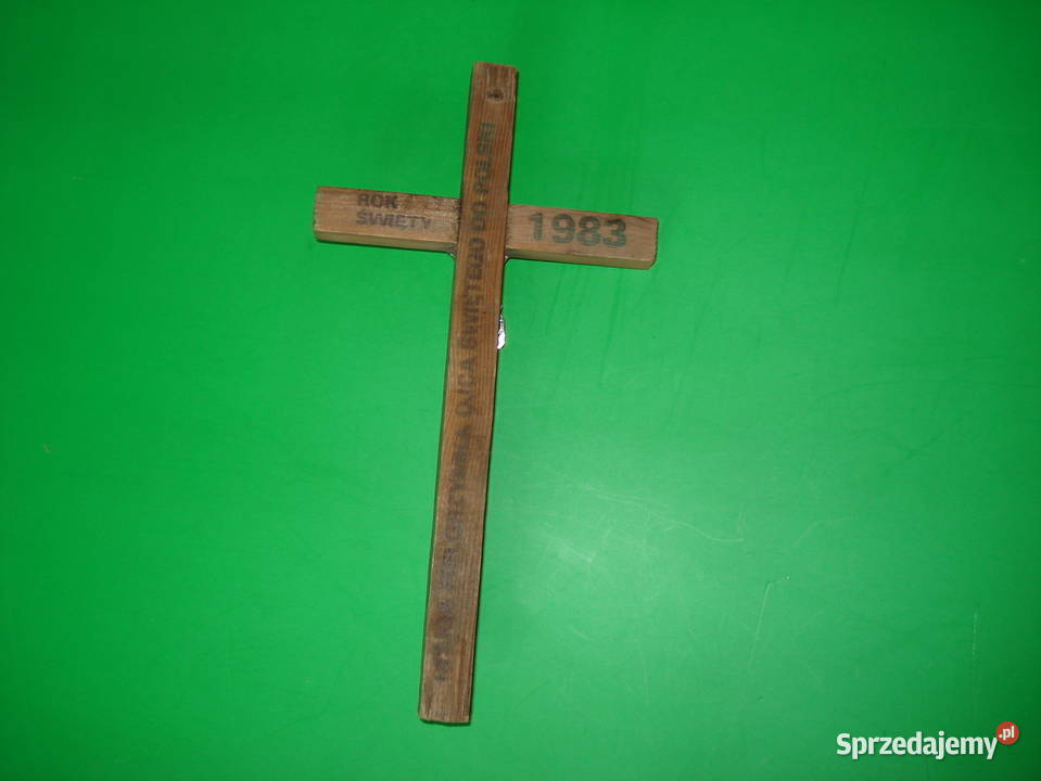Krzyż na drewnianej obsadzie z lat PRL Warszawa