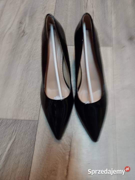 42 Czarne czółenka wieczorowe z ozdobnym obcasem Kraków