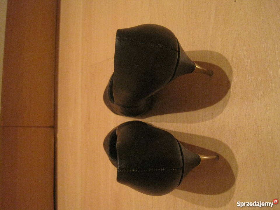 Buty szpileczki czarna skora ze zlotym obcasem Inna marka Zielona Góra