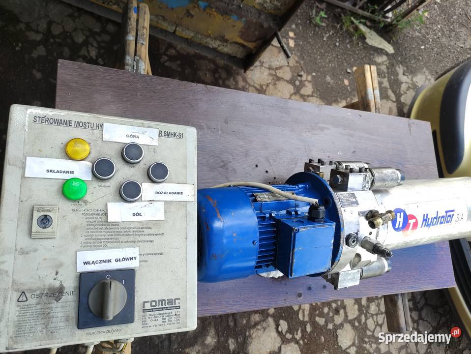 Pompa elektrozawory silnik zbiornik blok śląskie Dąbrowa Górnicza