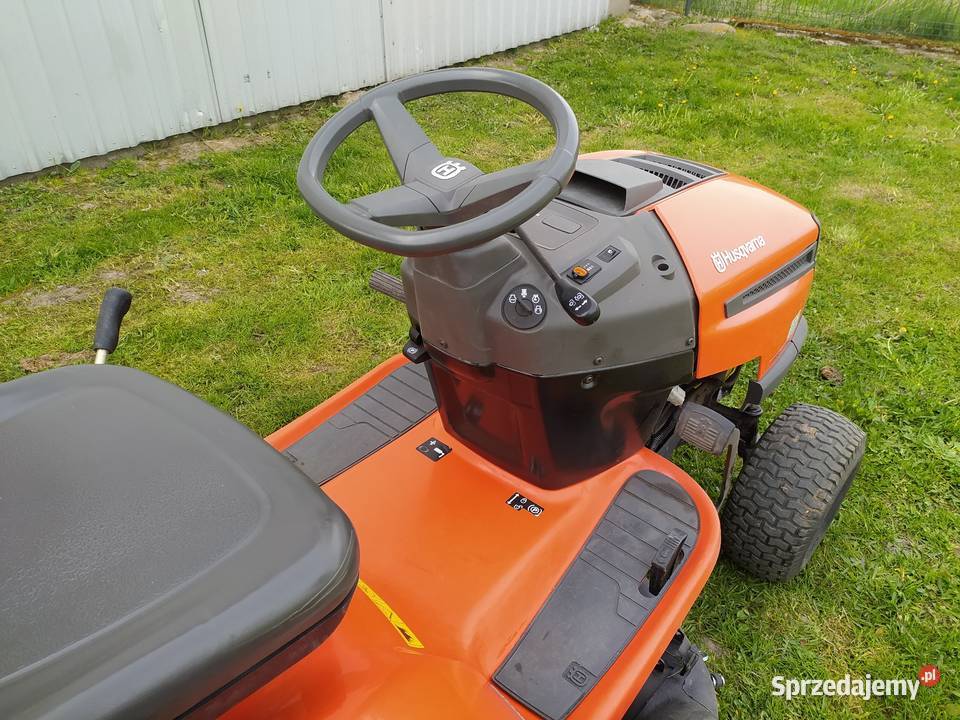 Kosiarka traktorek Husqvarna
TS 138 sprzedam