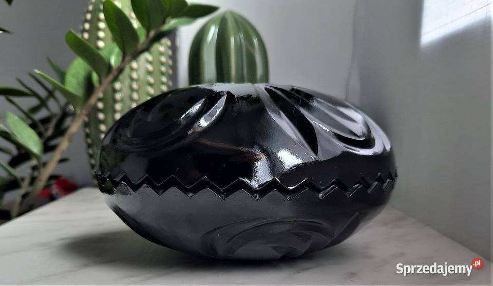 Dwie Szklane Bomboniery