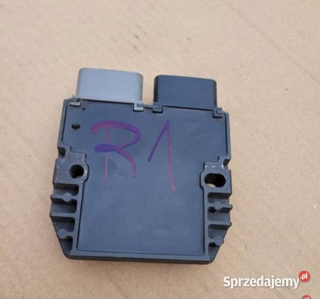 YAMAHA R1 RN09 0203 RN 09 REGULATOR NAPIĘCIA Nowy Tomyśl