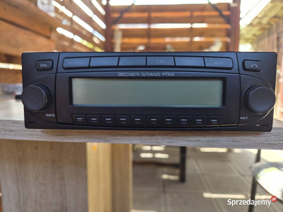 Radio Beckers Grand prix 7990 zdejmowany panel Drzeńsko