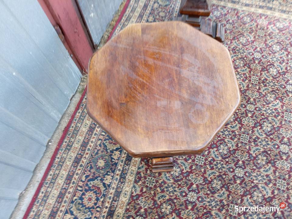 Stoliki sprzedam Borówno