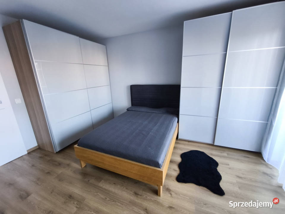 Wynajem mieszkania 50m2 garaż klimatyzacja Wrocław