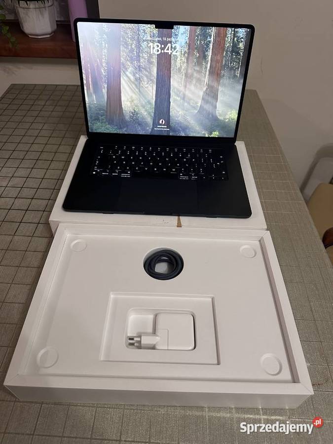 MacBook Air 15 M3 8GB RAM 256GB SSD bateria 100 Witowo