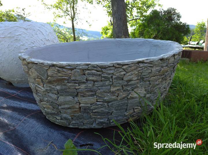 Duża owalna donica z kamienia naturalnego hit Długołęka-Świerkla