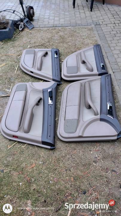 Tapicerki drzwiowe Audi A6 C5 4b kawa z mlekiem Lubin