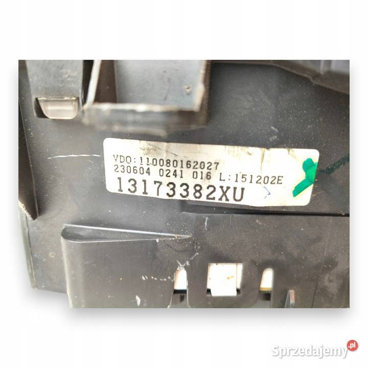 LICZNIK ZEGARY 13173382 XU Opel Meriva A 14 16 osobowe Liczniki i zegary