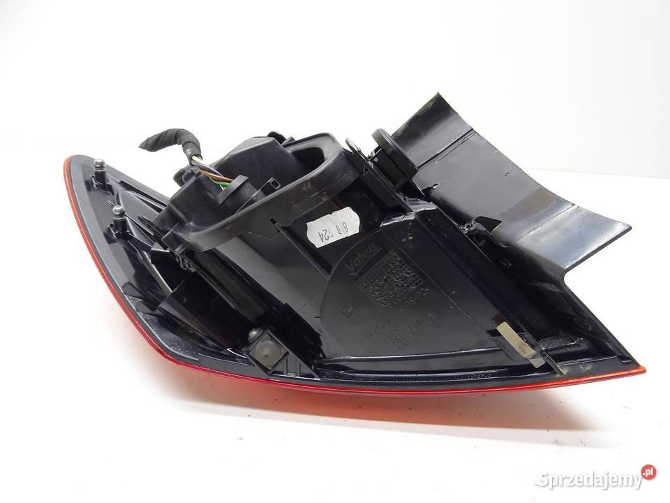 LAMPA PRAWA PRAWY TYŁ TYLNA SEAT LEON III 5F 5D osobowe sprzedam