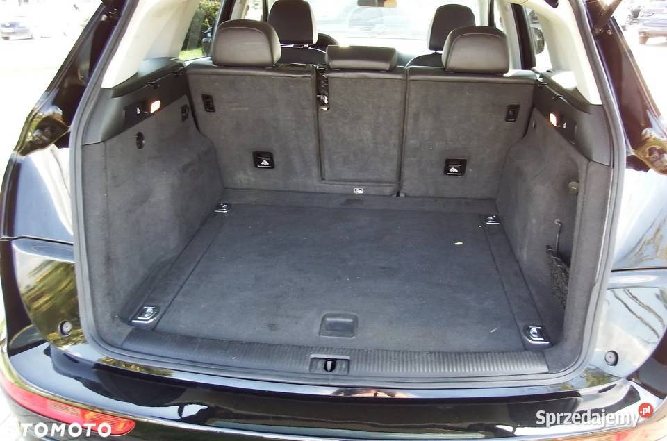 Sprzedam Audi Q5 20 TFSI quattro S tronic sport reflektory ksenonowe