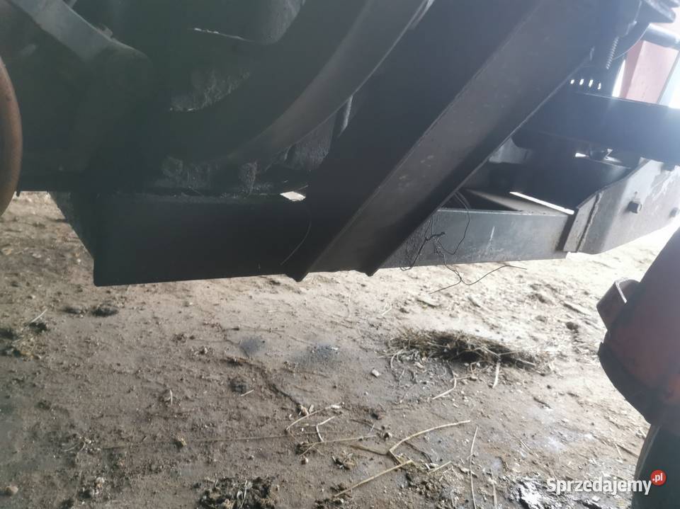 Ładowacz jednosekcyjny Łomża