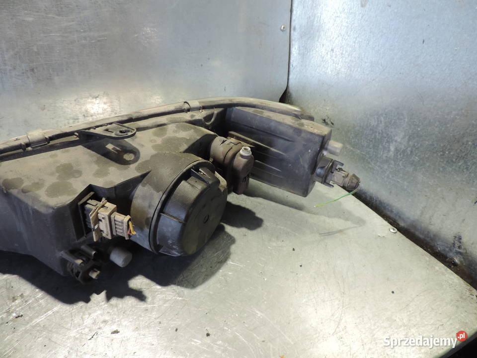 LAMPA PRAWY PRZÓD PEUGEOT 306 FL Nowy Sącz sprzedam