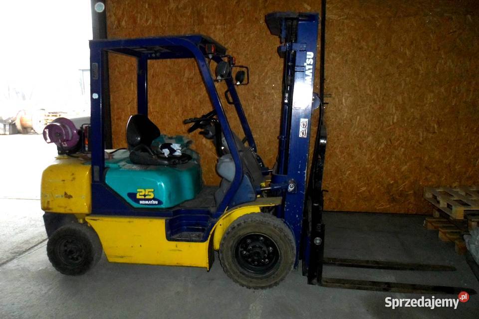 WÓZEK JEZDNIOWY PODNOŚNIK Z MECHANICZNYM NAPĘDEM Komatsu Wrocław