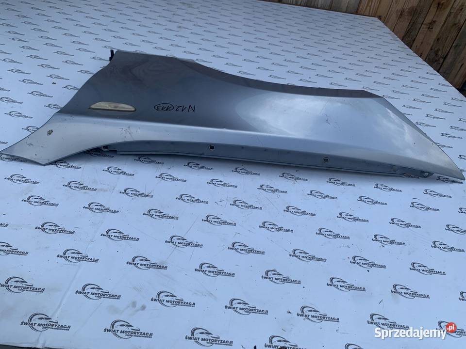 BMW E82 10r błotnik lewy przód świętokrzyskie Kielce