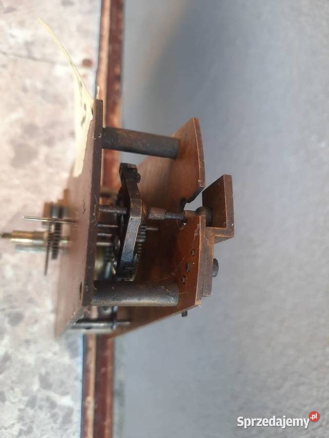 467 Mechanizm zegara Lenzkirch 1875r chodzik Tczew