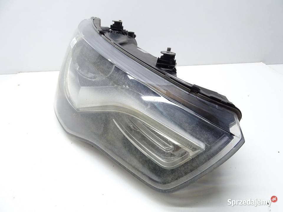LAMPA REFLEKTOR PRAWA PRAWY PRZEDNIA BIXENON