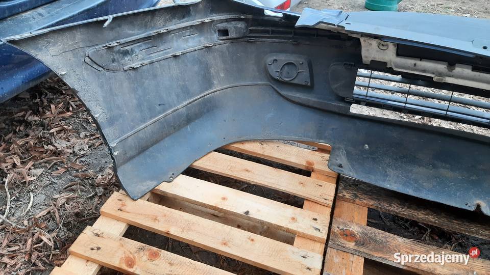zderzak przedni Citroen C5 I 0104r granatowy osobowe Dębno
