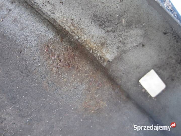 KIA SORENTO II 4x4 10r błotnik prawy przód 70 Kielce