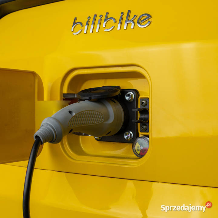 Samochód skuter elektryczny zabudowany z dachem Warszawa