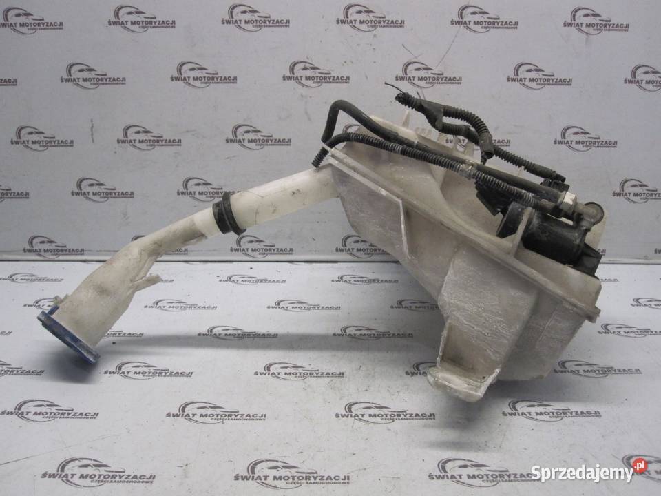 FORD FOCUS MK3 III 13r zbiorniczek spryskiwaczy