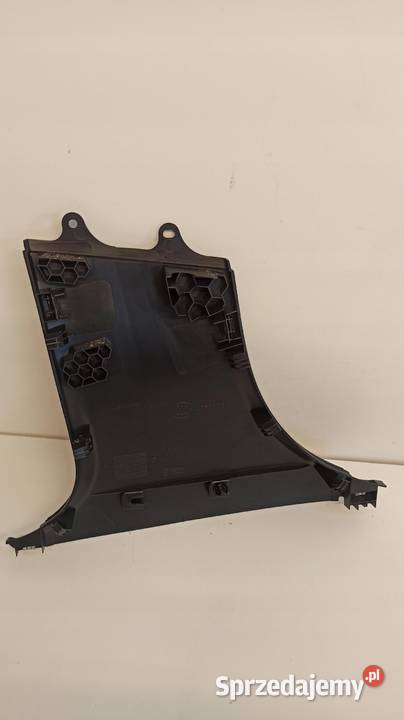 OSŁONA SŁUPKA PRAWA MER W205 A2056900425 osobowe