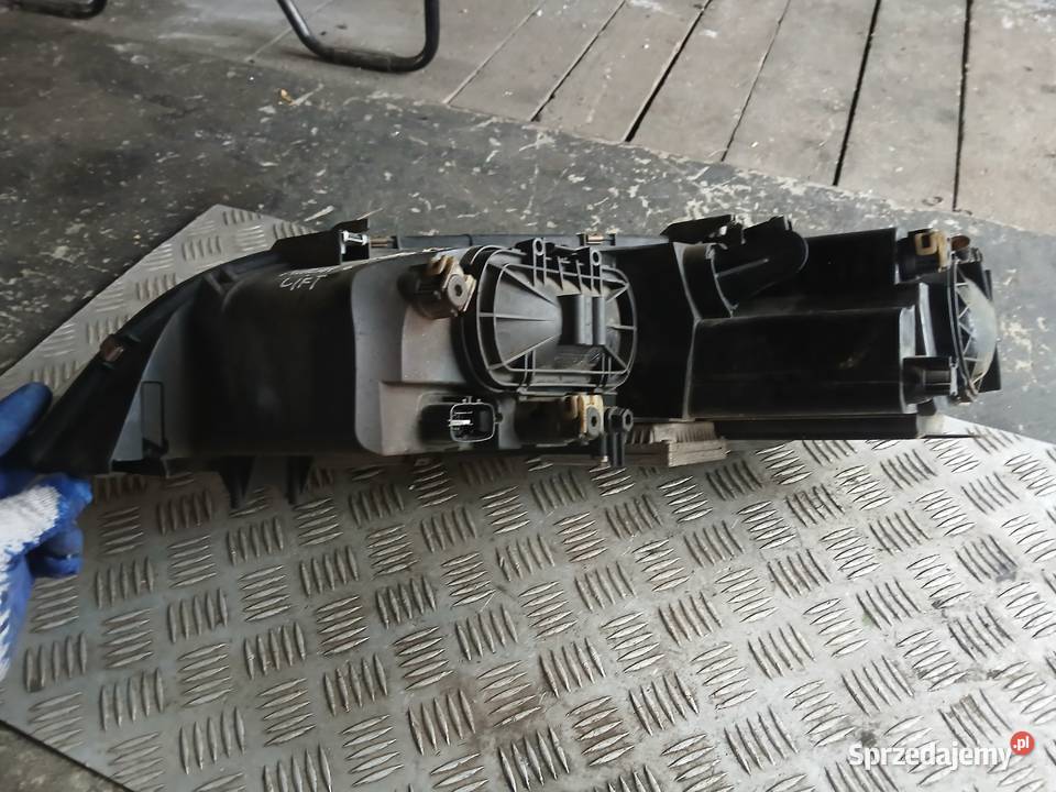 Lampa prawa Xenon Mazda 6 Lift Radłów