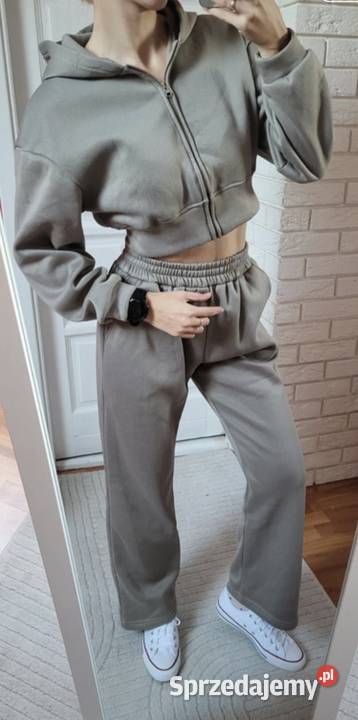 Świetny komplet krótka bluza dresy 36 S Bez wzoru