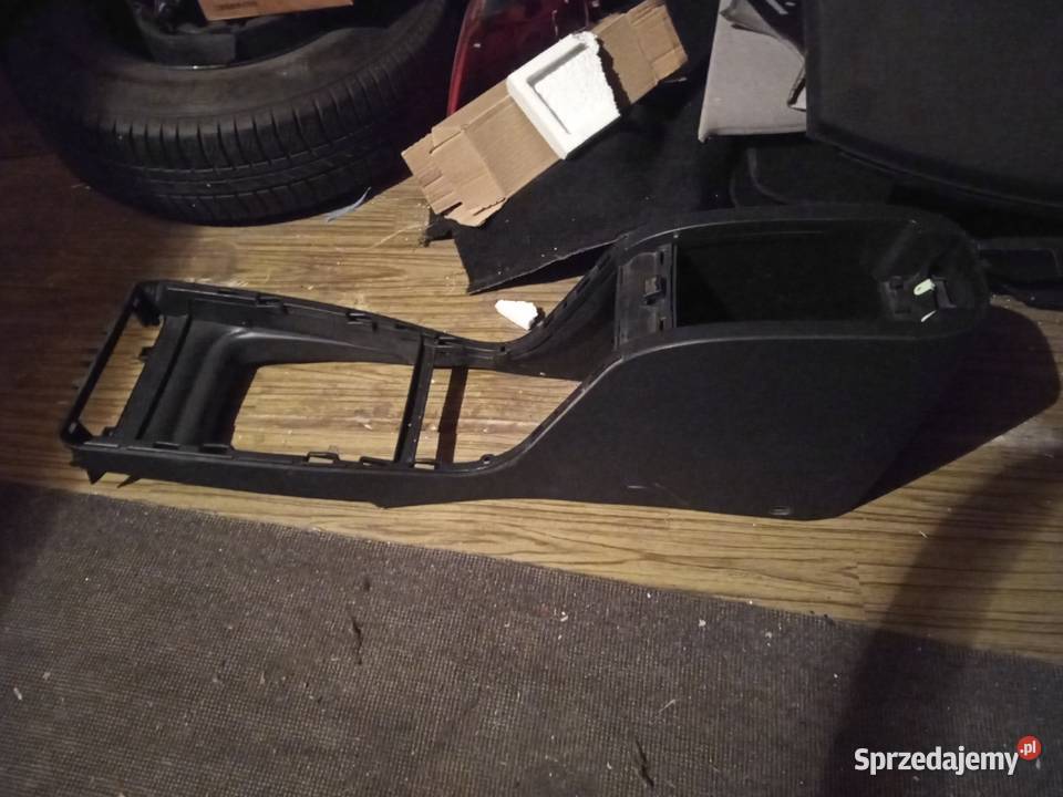 Tunel środkowy Megane 2 lift deski rozdzielcze, konsole Sandomierz