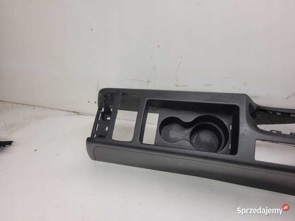 TUNEL ŚRODKOWY AUDI A3 8P LIFT 2 DIN 8P1863244