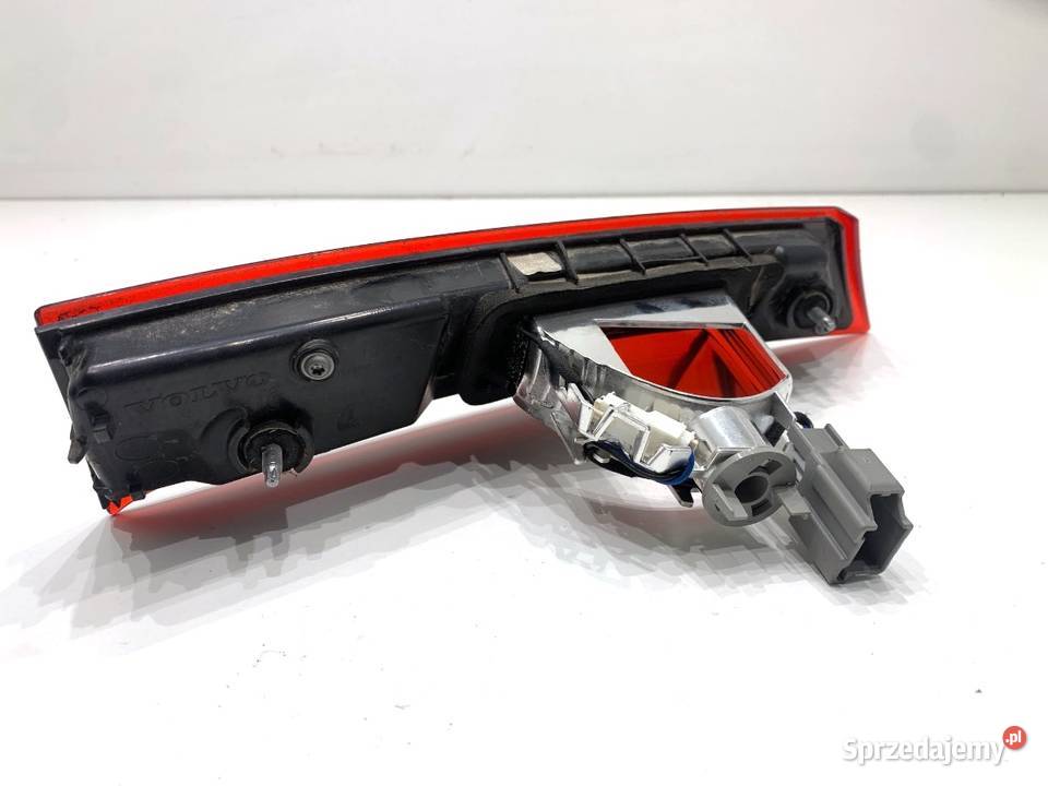 LAMPA TYŁ PRAWA WEWNĘTRZNA VOLVO S90 II 31656780