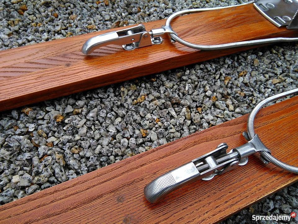 Stare drewniane narty retro z kijami Szklarska Poręba