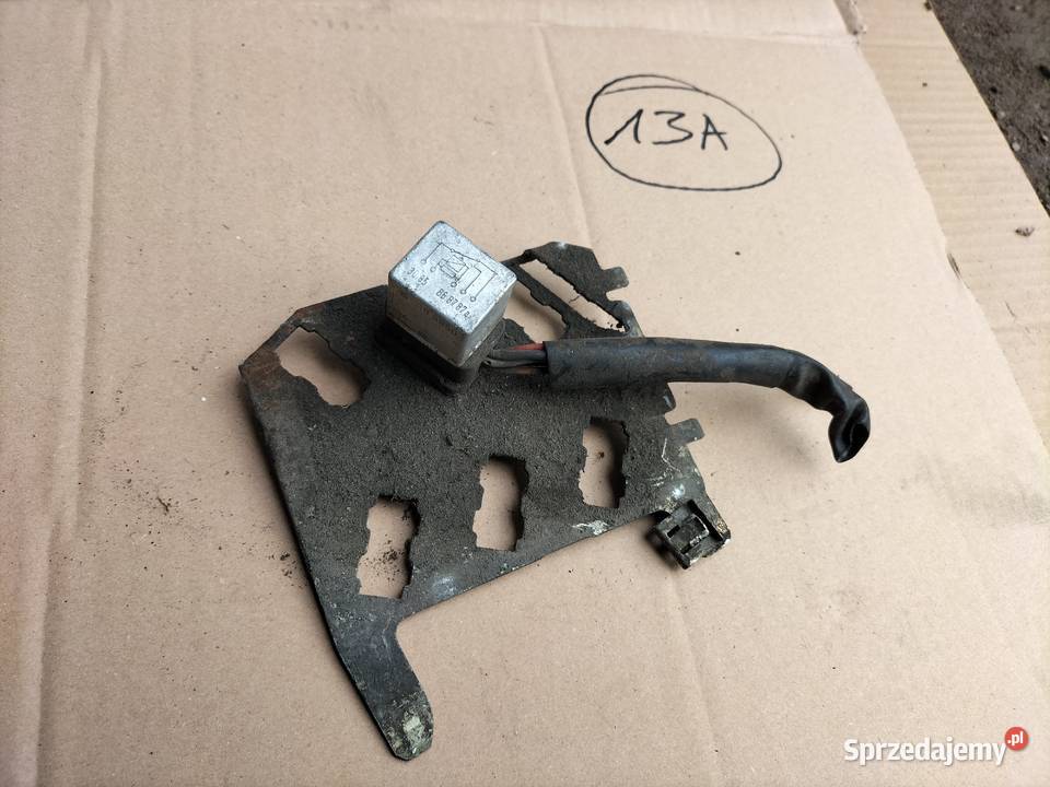 MERCEDES W123 PRZEKAŹNIK 0015420219 SKRZYNKA Kamień-Kolonia