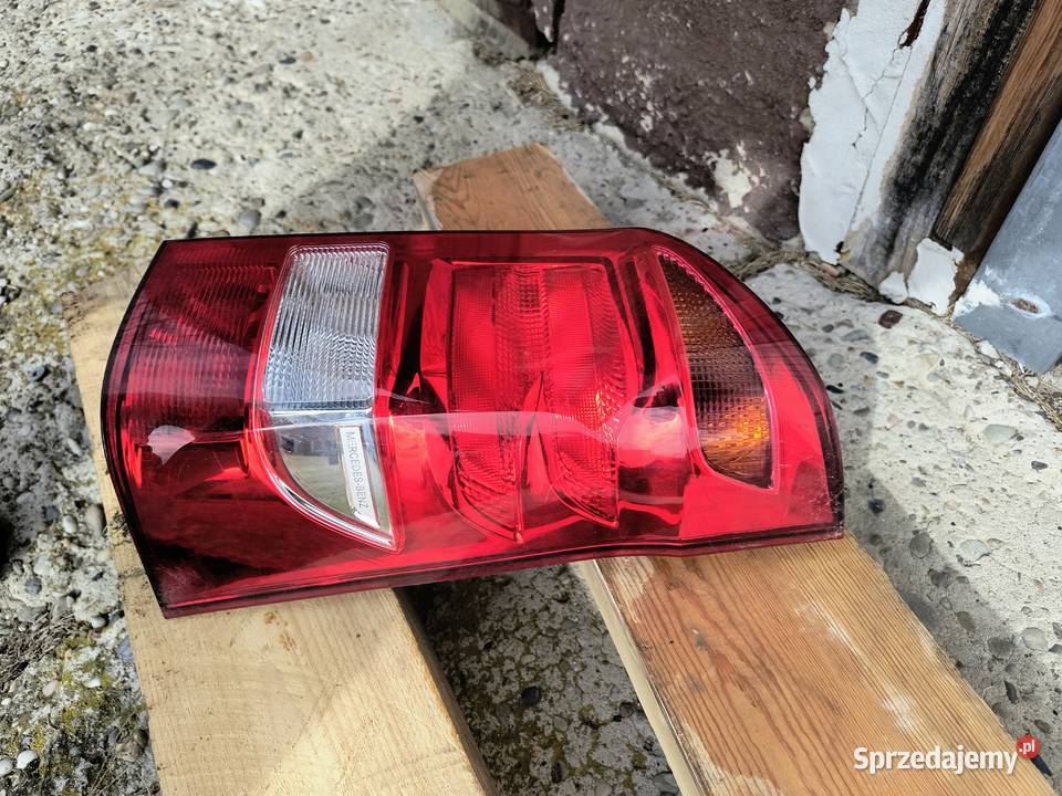 MERCEDES VITO V KLASA VITO 447 LAMPA TYL PRAWA