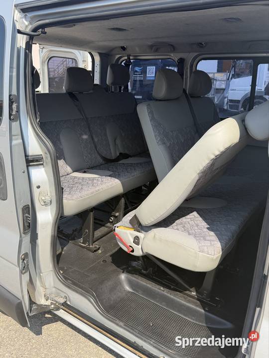 Opel Vivaro 9 osobowy klima 19 100 ESP Opel lubelskie Lubartów