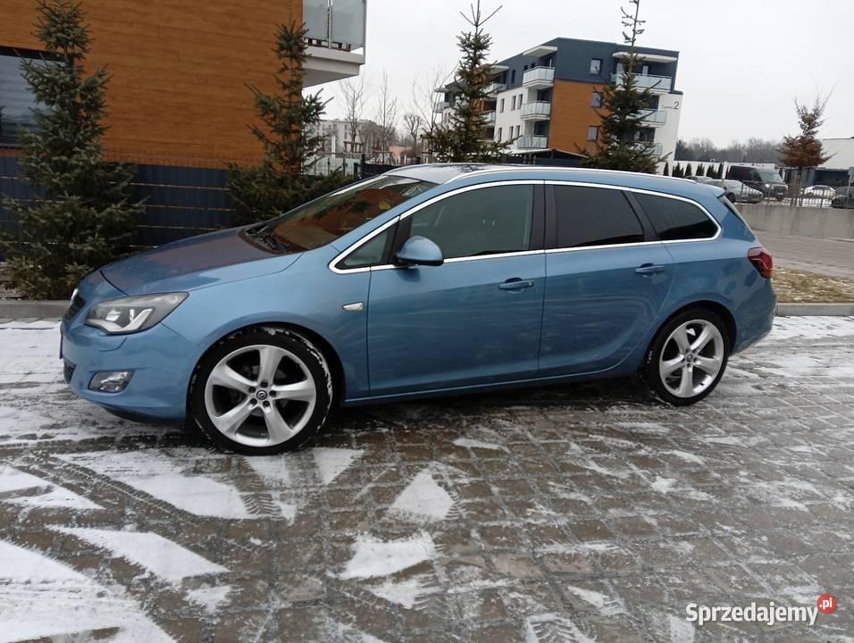 Opel Astra 14Turbo140 koni BixenonNawigacja lakier metallic Gniezno