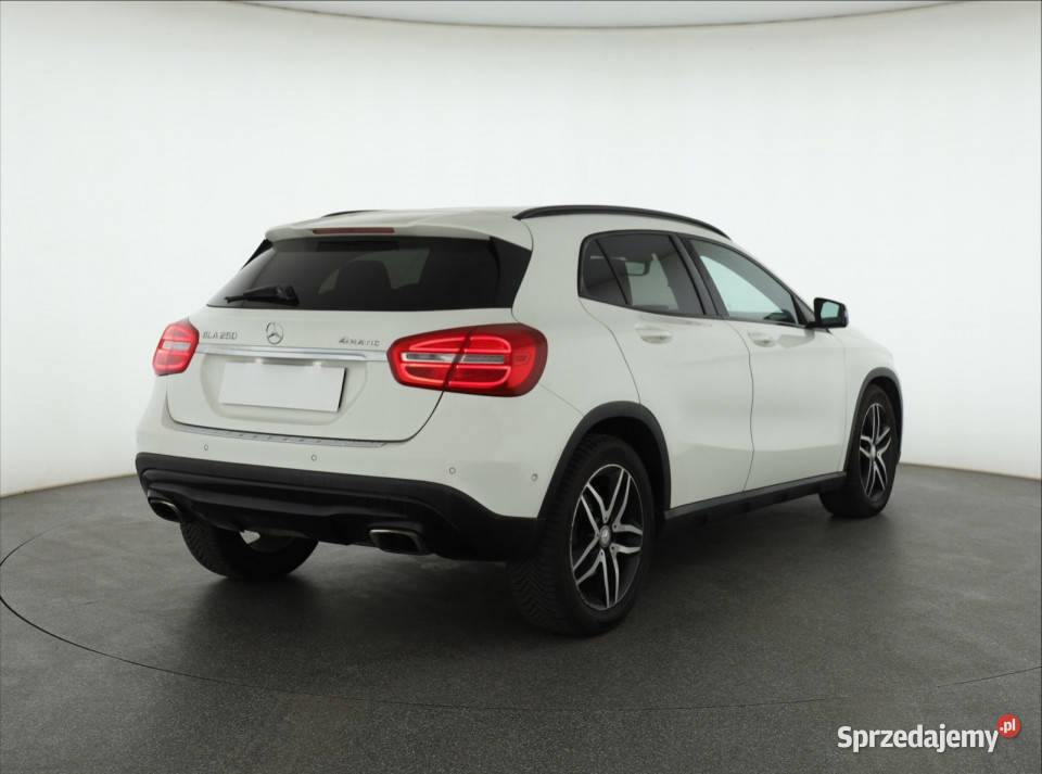 Mercedes GLA GLA 250 4MATIC mazowieckie Piaseczno sprzedam